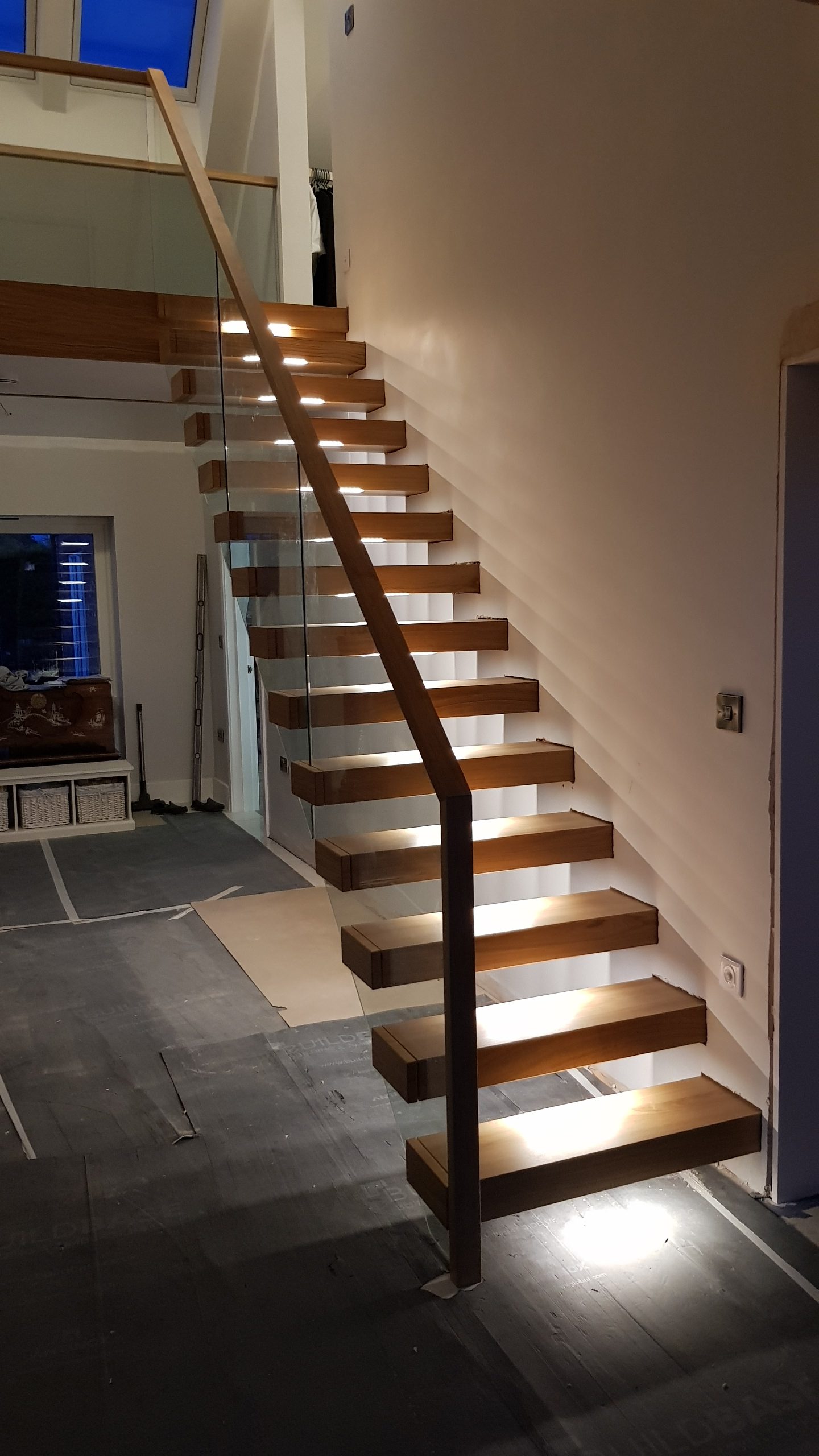 S39 floating_stairs (20)